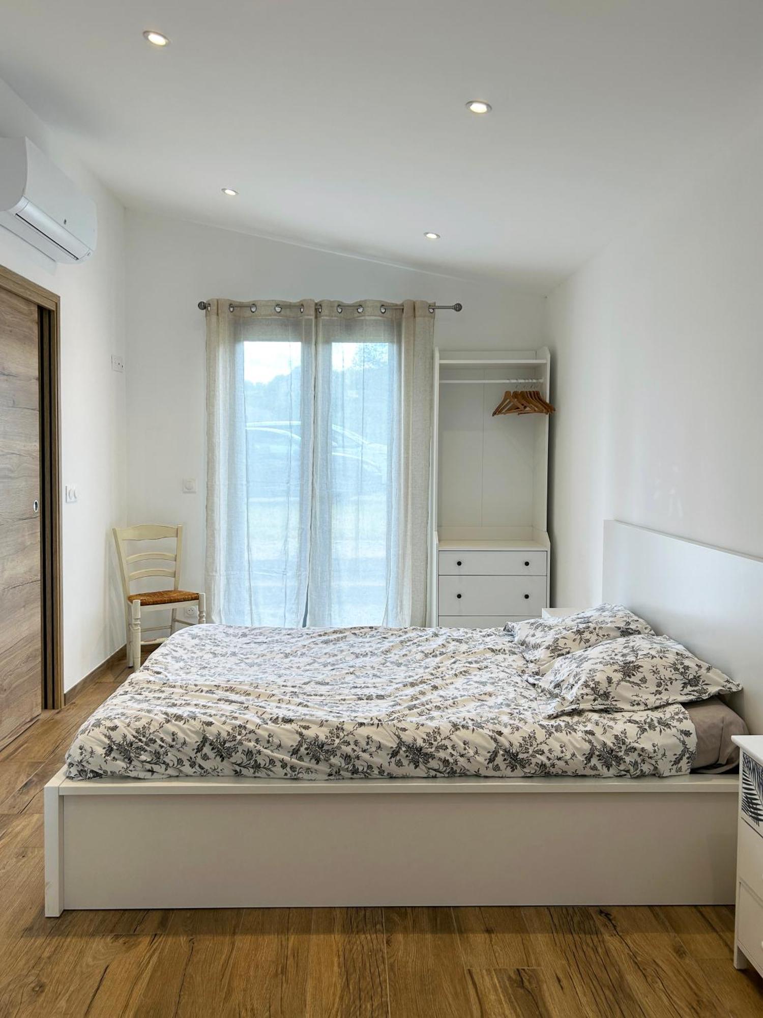 Le Petit Cabanon Provencal Villa Mane  Buitenkant foto